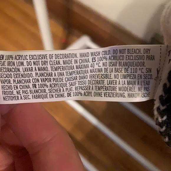 Christmas Sweater - Santa - Picture 4 of 4